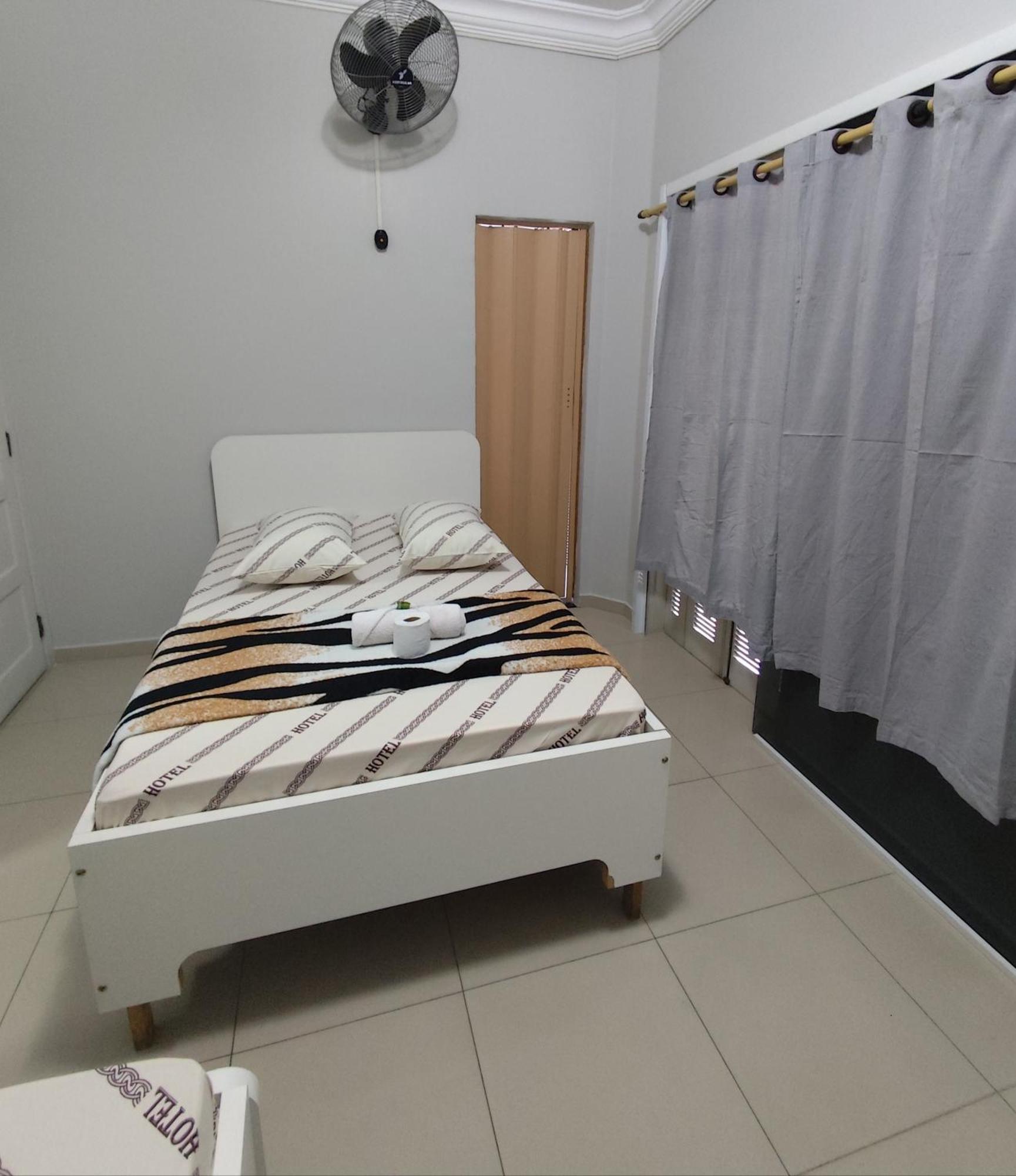Hotel Amanhecer N903- Feirinha Da Madrugada-Bras São Paulo Exteriör bild